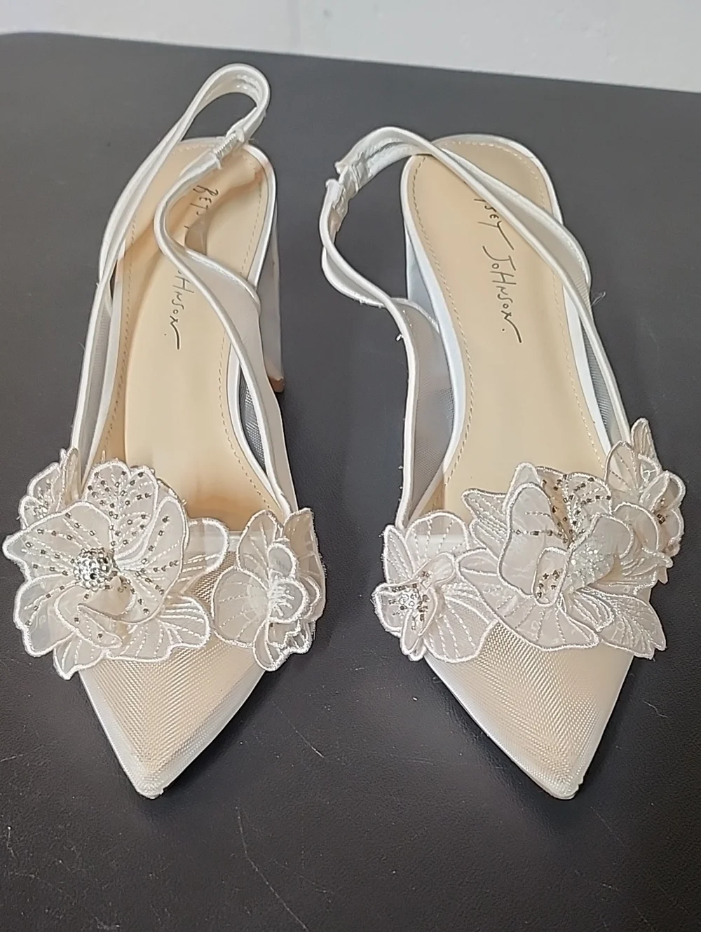 Betsey Johnson Petra  White Floral Applique Pointed Slingback Heels